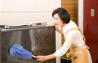 住家保姆爆料新闻视频播放,住家保姆爆料新闻视频引发热议