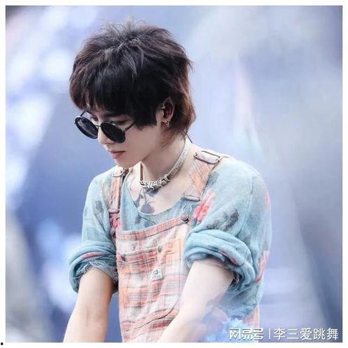 娱乐圈爆料小八卦,明星幕后故事大揭秘！